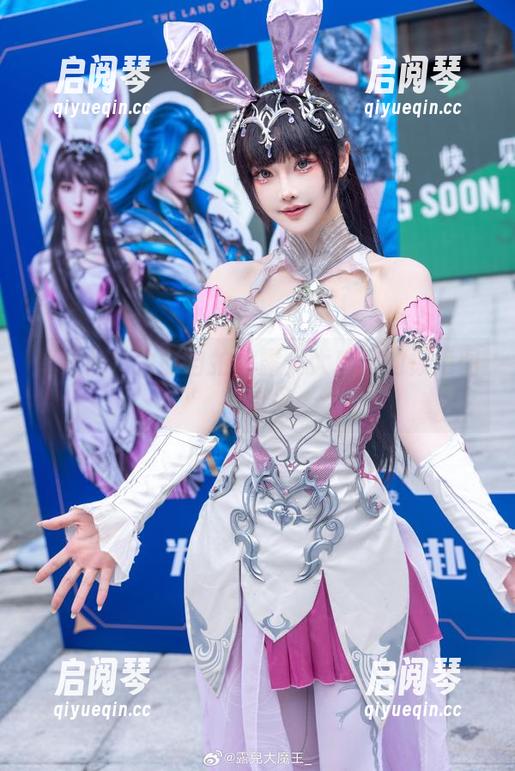 露儿大魔王 如果修女也能自拍:露儿大魔王的惊艳图片合集