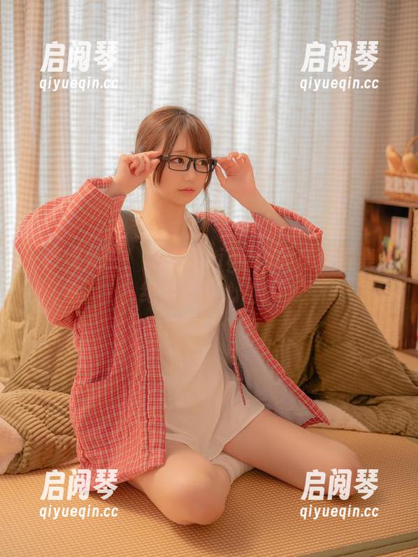 魔物喵nigisa 一秒变女王!魔物喵nigisa的私拍图集,绝对让你心动!